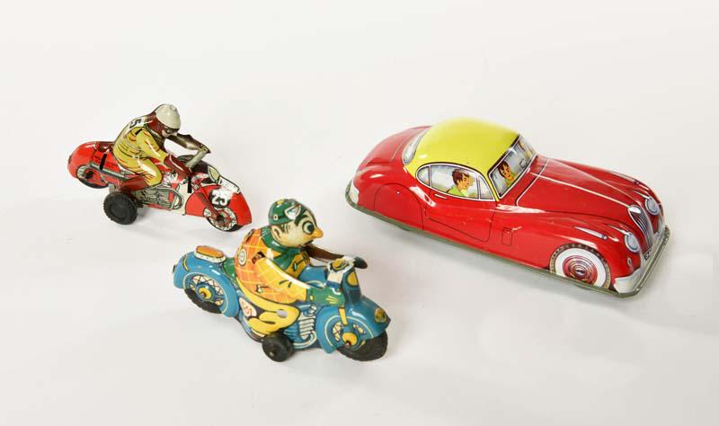 Huki, 2 Motorraeder + Jaguar (1 of 3)