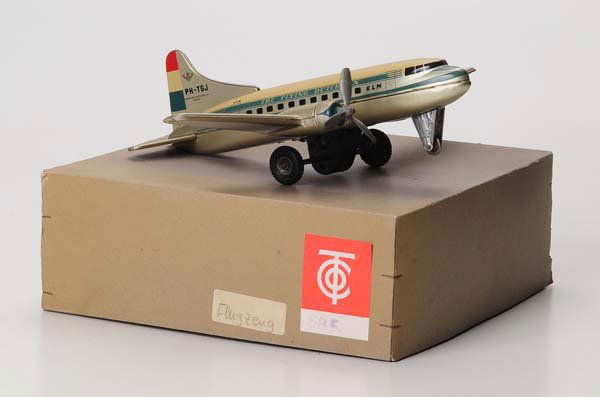 Tipp&Co: Tipp&Co, Airplane KLM, W.-Germany, tin, friction ok, original box condition 1, condition 1 Beschreibung: Tipp&Co, Flugzeug KLM, W.-Germany, 26cm, Blech, Friktion ok, Okt Z 1, Z 1 (169)