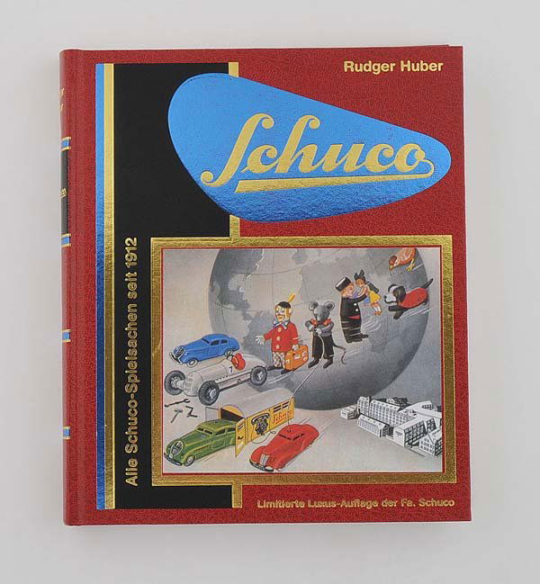 Book: Book 'Schuco' by R.Huber limited special edition of Schuco company, 1995, 447 pages, condition 1, Deutsche Beschreibung: Buch 'Schuco' von R.Huber limitierte Luxus-Auflage der Fa. Schuco, 1995, 21,5