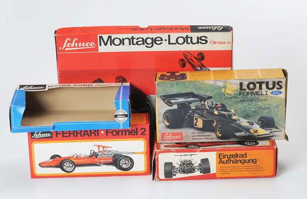 Schuco: Schuco, 5 empty boxes for racecars, W.-Germany, mixed condition Deutsche Beschreibung: Schuco, 5 Leerkartons für Rennwagen, W.-Germany, gemischter Zustand, (499)
