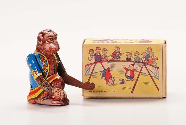 H+K: H+K. Monkey 549. US Zone Germany. windup ok. original box condition 1. condition 1 Deutsche Beschreibung: H+K. Affe 549. US Zone Germany. 8cm. Uhrwerk ok. Okt Z 1. Z 1