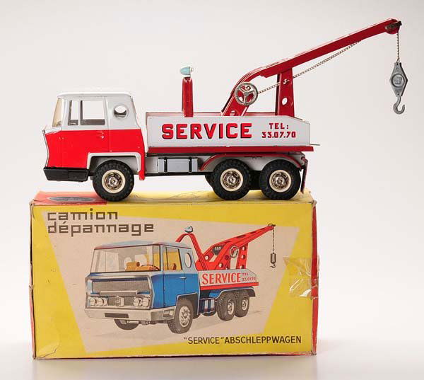 Joustra: Joustra. tow truck. France. 39cm. windup ok. original box condition 2+. condition 1-2 Deutsche Beschreibung: Joustra. Abschleppwagen. France. 39cm. Uhrwerk ok. Okt Z 2+. Z 1-2