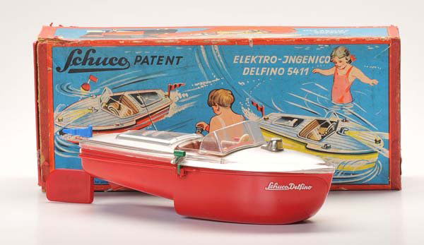 Schuco: Schuco. Ingenico Elektro Delfino 4511. W.-Germany. motor works?. original box condition 2-3. visually condition 1-2. Deutsche Beschreibung: Schuco. Ingenico Elektro Delfino 5411. W.-Germany. 26 cm. M