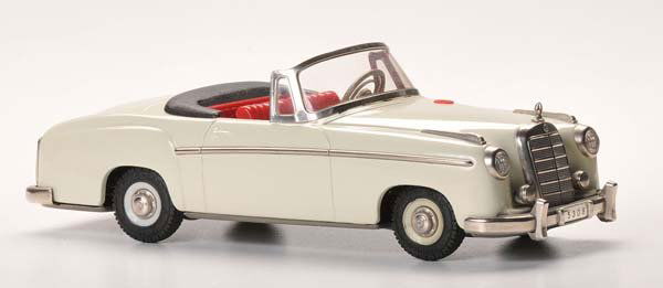 Schuco: Schuco. Control.Car 5308. W.-Germany. condition 1. Deutsche Beschreibung: Schuco. Control Car 5308. W.-Germany. 26 cm. Z 1.