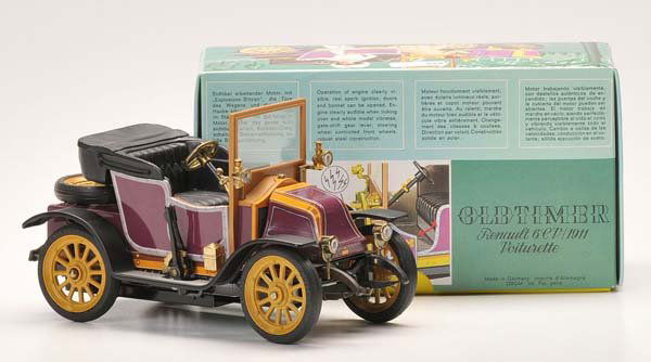 Schuco: Schuco. Oldtimer 1230 Renault. W.-Germany. original box condition 1. condition 1. Deutsche Beschreibung: Schuco. Oldtimer 1230 Renault. W.-Germany. 17 cm. Okt Z 1. Z 1.