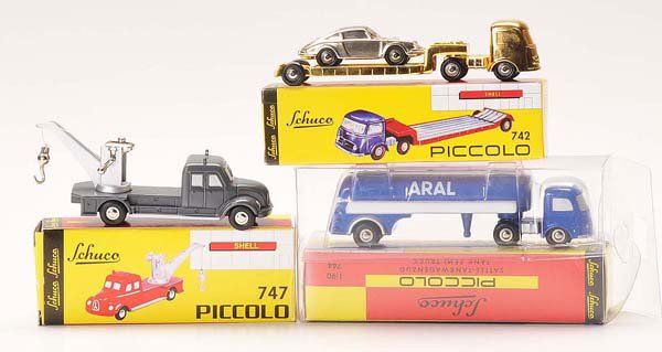 Schuco: Schuco. Convolute: 3 Piccolo Trucks. original box condition 1. condition 1 Deutsche Beschreibung: Schuco. Konvolut: 3 Piccolo LKW. Germany. Okt Z 1. Z 1