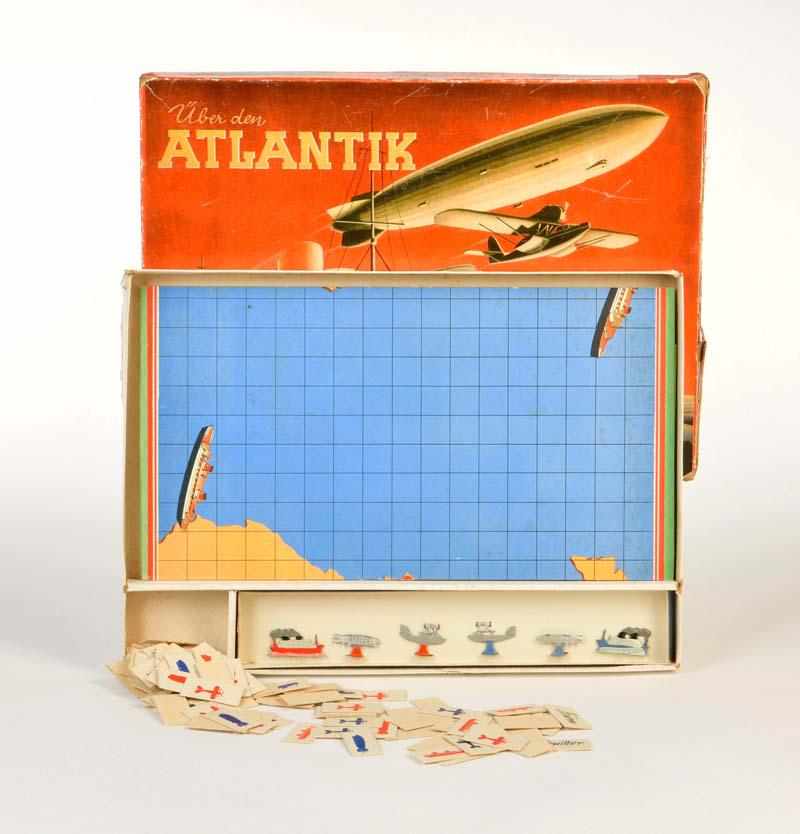 Zeppelin / Schiff / Flugzeug Spiel "Ueber dem Atlantik" (1 of 1)