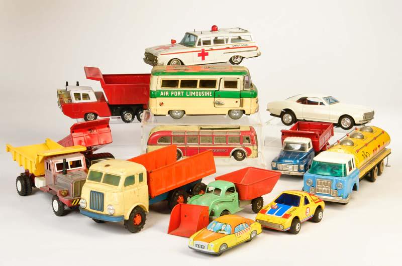 13 Fahrzeuge (1 of 1)