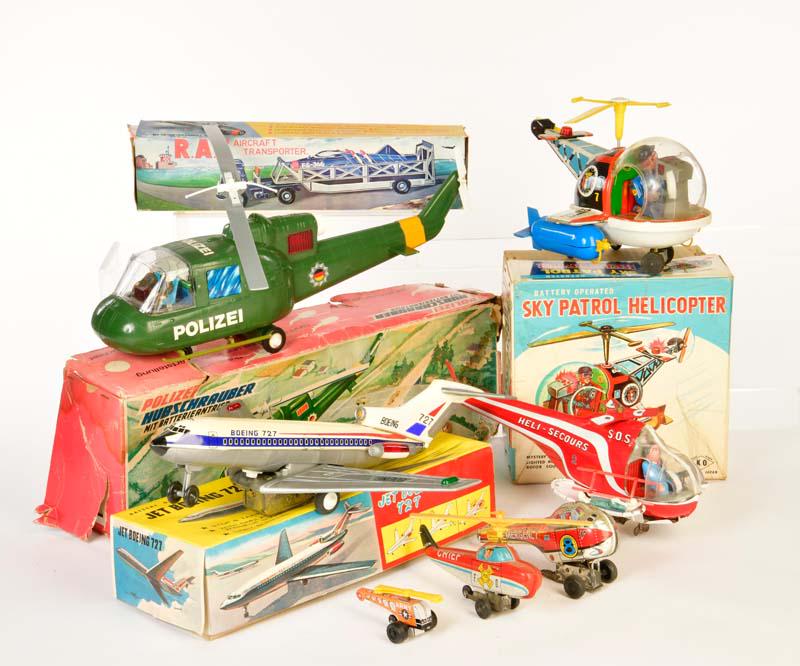 Konvolut Flugzeuge + Helikopter (1 of 1)