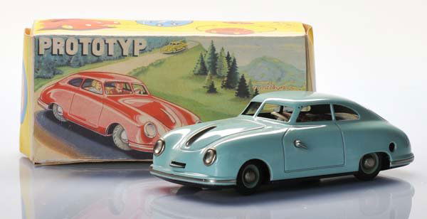 Porsche: JNF, Porsche 356 'Prototyp', US Zone Germany, tin, windup ok, minimal paint damage, reprobox, condition 1- JNF, Porsche 356 'Prototyp', US Zone Germany, 21cm, Blech, Uhrwerk ok, minimale Lackmängel,