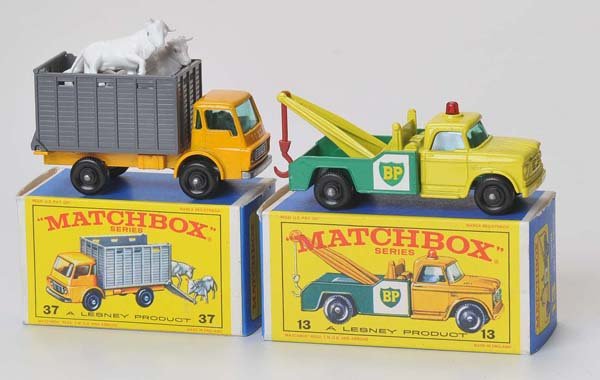 Matchbox: English Description: Matchbox, Dodge Wrecktruck & Cattletruck, England, 1:64, diecast, original box condition 1, condition 1 Deutsche Beschreibung: Matchbox, Dodge Wrecktruck & Cattletruck, England,