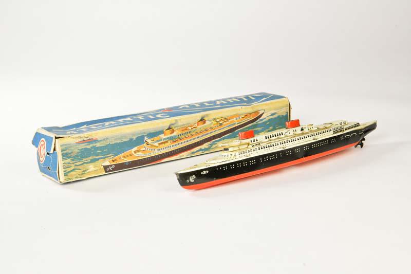 CKO Kellermann, Schiff "Atlantic" (1 of 2)