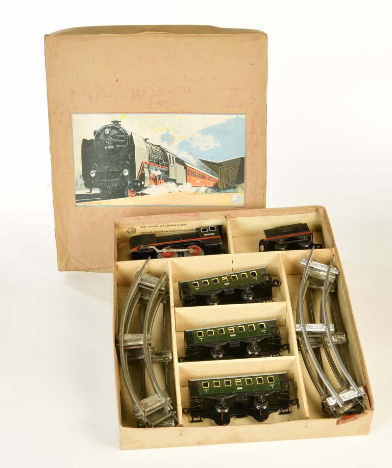 Distler, Zugpackung mit D-Lok + 3 Wagen (1 of 1)