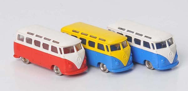 Lego: Lego, 3x VW Samba Bus, Denmark, each 5,5cm, plastic, condition 1-2 Deutsche Beschreibung: Lego, 3x VW Samba Bus, Denmark, je 5,5cm, Kunststoff, Z 1-2, (2686)