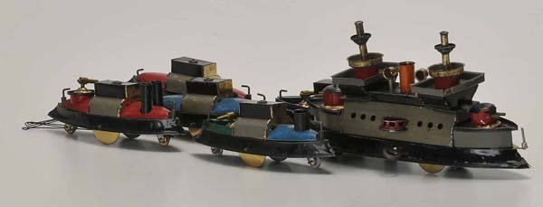Hess: Hess, Fleet, Germany prewar, tin, windup ok, minimal paint damage, 1 main ship + 5 dinghys, condition 2, Deutsche Beschreibung: Hess, Flotte, Germany VK, je 14-22 cm, Blech, Uhrwerk ok, minimale Lackm