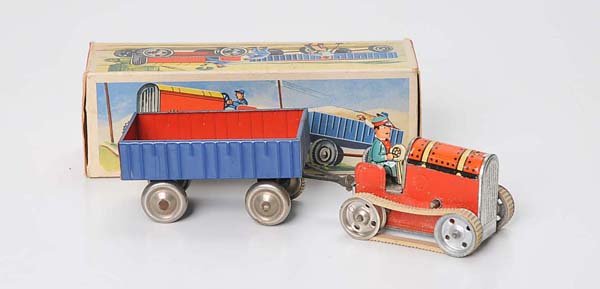 Gama: Gama, Caterpillar Tractor with Trailer, W.-Germany, 15cm, tin, windup ok, original box condition 1, condition 1 Deutsche Beschreibung: Gama, Raupenschlepper mit Anhänger, W.-Germany, 15cm, Blech, Uhr