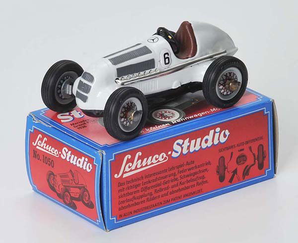Schuco: Schuco, Studio, W-Germany, 14cm, reproduction from the 90ies, condition 1 Deutsche Beschreibung: Schuco, Studio, W-Germany, 14cm, Reproduktion der 90er Jahre, Z1(311)