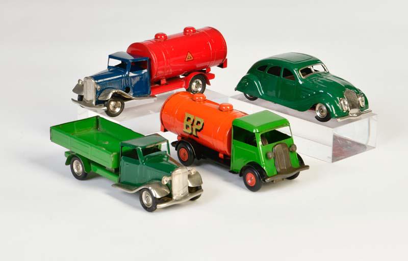 Triang, 4 Minic Fahrzeuge (1 of 1)