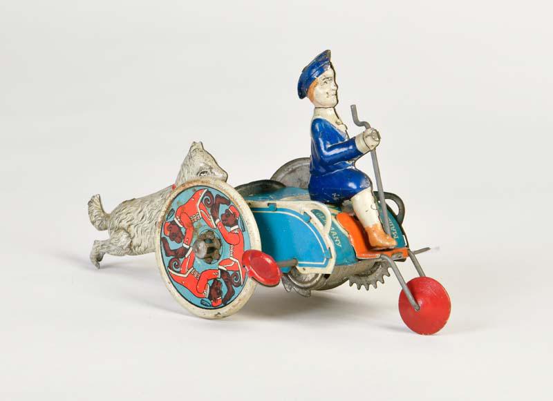 Stock, Matrose mit Hund (1 of 3)