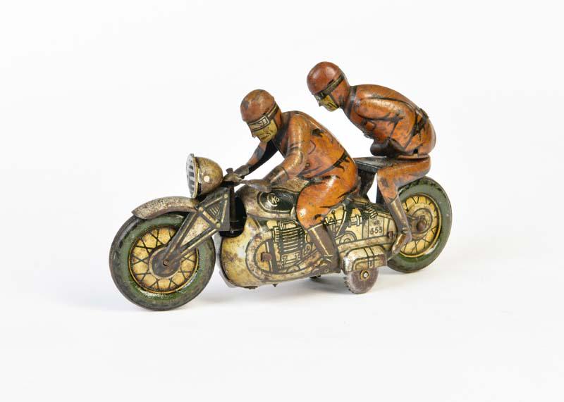 CKO Kellermann, Sozius Motorrad (1 of 3)