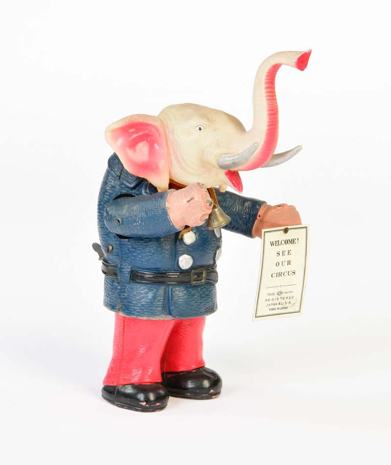 C.K., Elefant mit Zirkus Werbung (1 of 2)