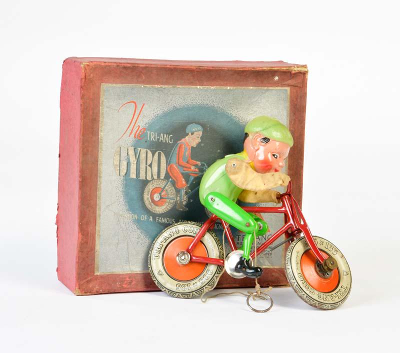 Triang, Gyro Cycle (1 of 2)