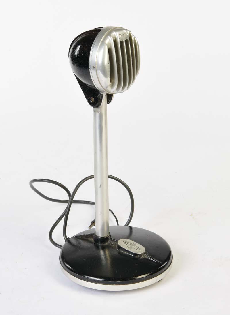 Primus MWL, Radiomikrophon: Primus MWL, radio microphone, min. signs of age