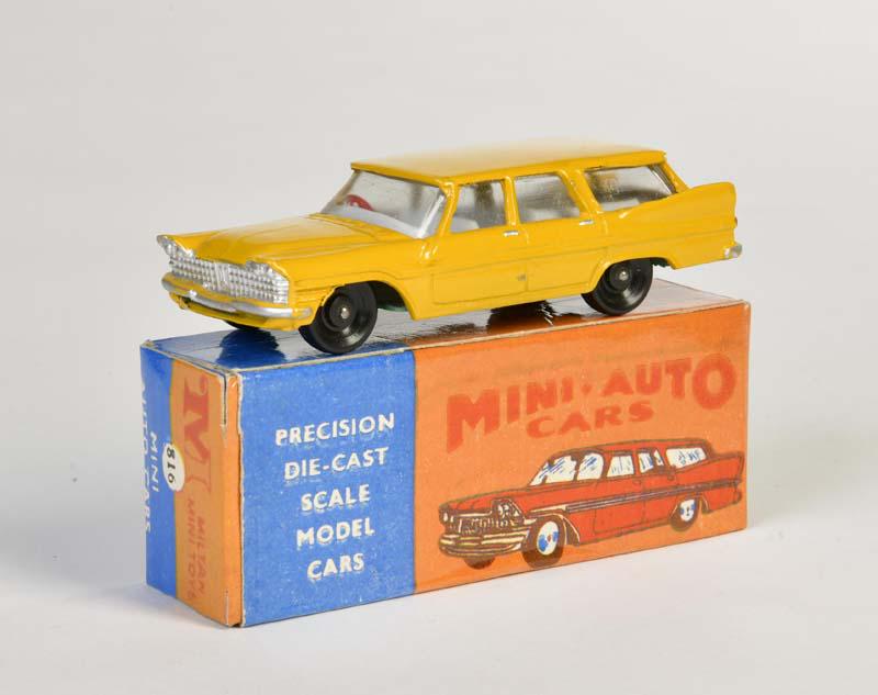 Mini Auto Cars, Luxury Coach Plymouth Sports Suburban (1 of 1)