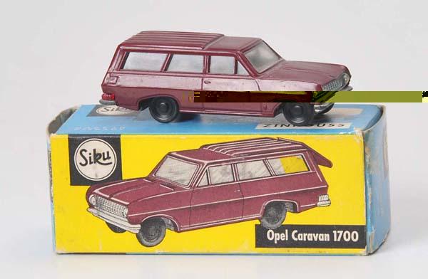 Siku: SiKu, Opel Caravan 1700 V 226, W.-Germany, 1:60, diecast, original box condition 1-2, asdhesive tape leavings, condition 1 Deutsche Beschreibung: SiKu, Opel Caravan 1700 V 226, W.-Germany, 1:60, Druck