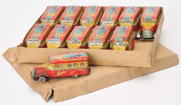 Animal Bus: Animal Bus, Japan, every 10 cm, paint damage, pack with 12 pieces, Penny Toys, original box condition 1-2, condition 2+ Deutsche Beschreibung: Animal Bus, Japan, je 10 cm, Blech, Lackmängel, 12er Pac