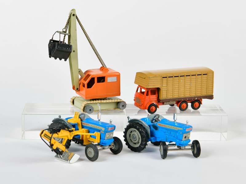 Corgi, Gama u.a., 4 Fahrzeuge (1 of 1)