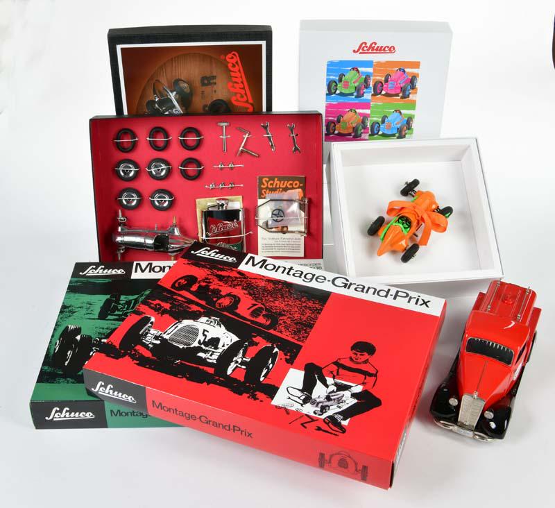 Schuco, 3 Montage Sets, Pop Art Racer + Tankwagen (1 of 1)
