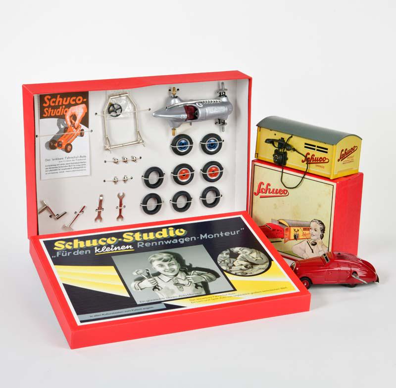 Schuco, Montage Baukasten + Garagen Set (1 of 1)