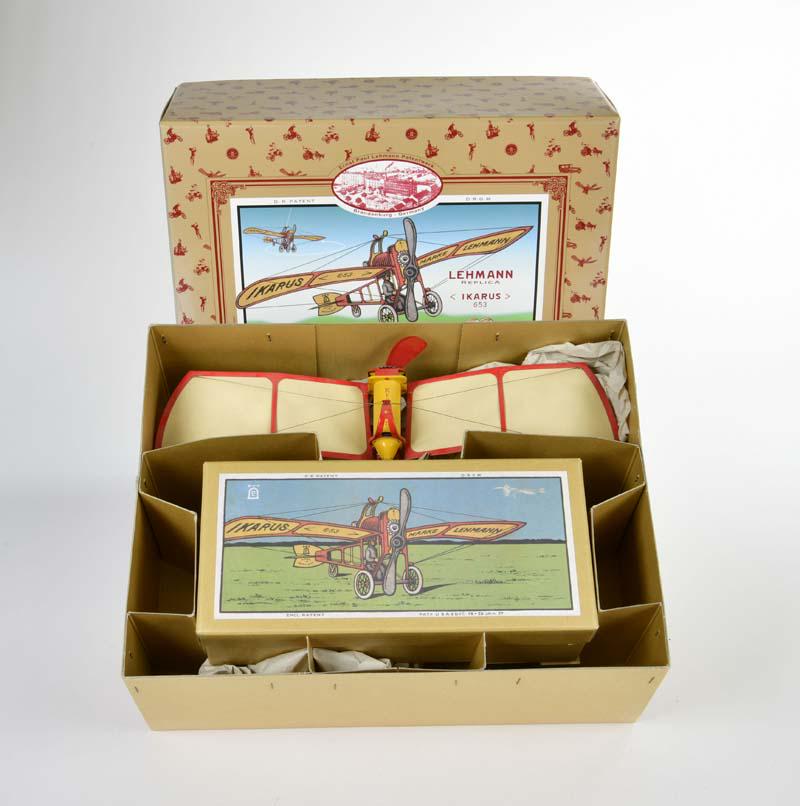 Lehmann, Flugzeug Ikarus (1 of 1)