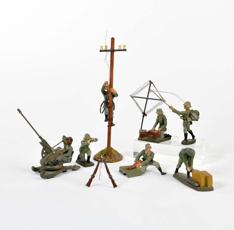 Elastolin/Lineol, Soldaten im Kampf u.a. (1 of 1)