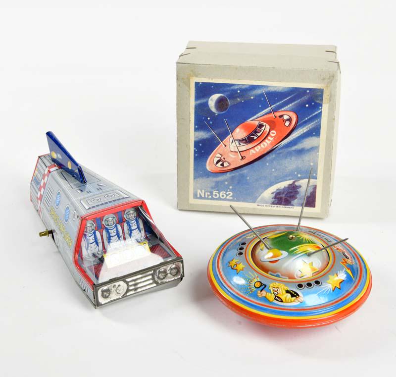 TT, Space Explorer + Apollo UFO (1 of 2)