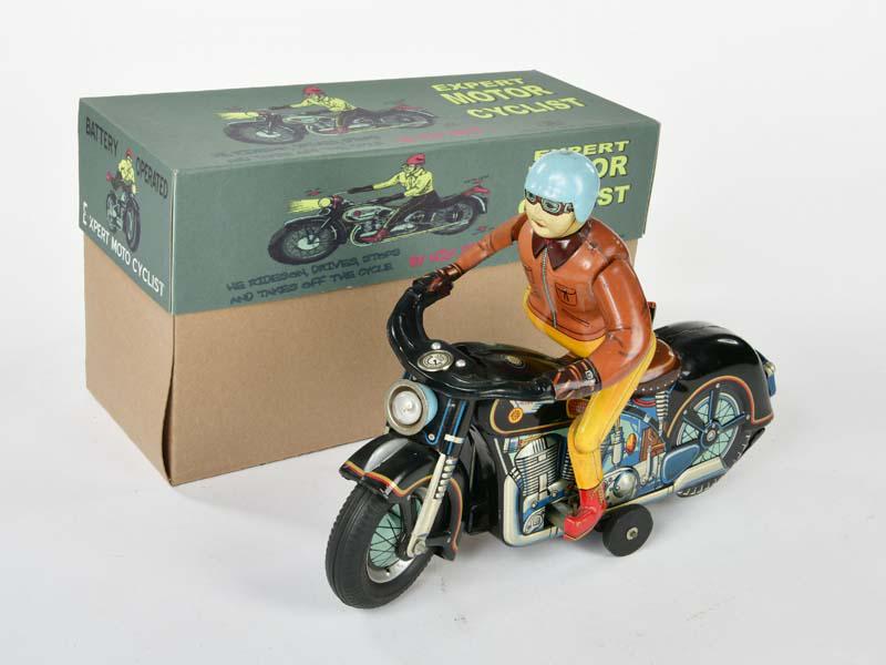 Modern Toys, Motorrad Atom (1 of 3)