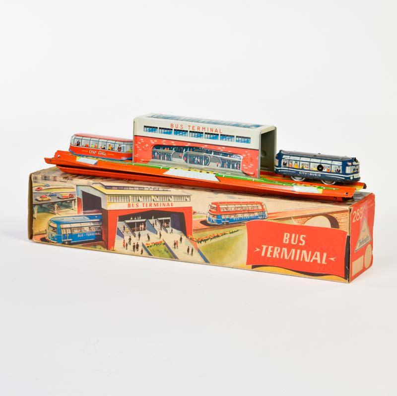 Technofix, Bus Terminal 285 (1 of 2)