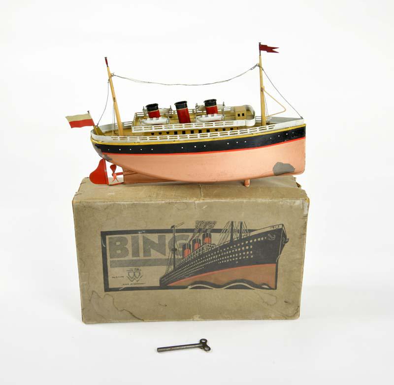 Bing, Ozeandampfer (1 of 3)