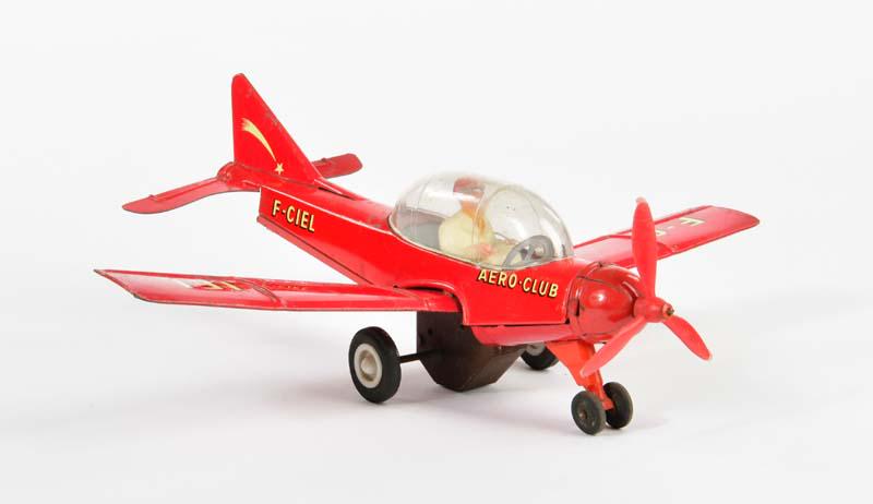 Joustra, Flugzeug Aero Club (1 of 3)