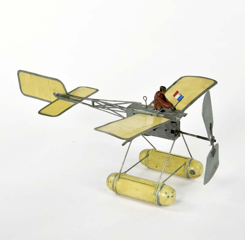 Plank, Wasserflugzeug (1 of 3)