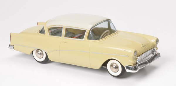 Gama: Gama, Opel Rekord, W.-Germany, tin and plastic, friction ok, condition 1- Deutsche Beschreibung: Gama, Opel Rekord, W.-Germany, 21 cm, Blech und Kunststoff, Friktion ok, Z 1-, (246)