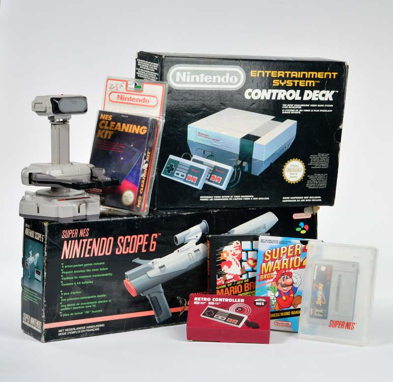 1x NES + Spiele (Mario u.a.): 1x NES + games (Mario a.o.), packaging damaged
