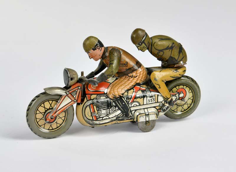 CKO Kellermann, Sozius Motorrad (1 of 3)
