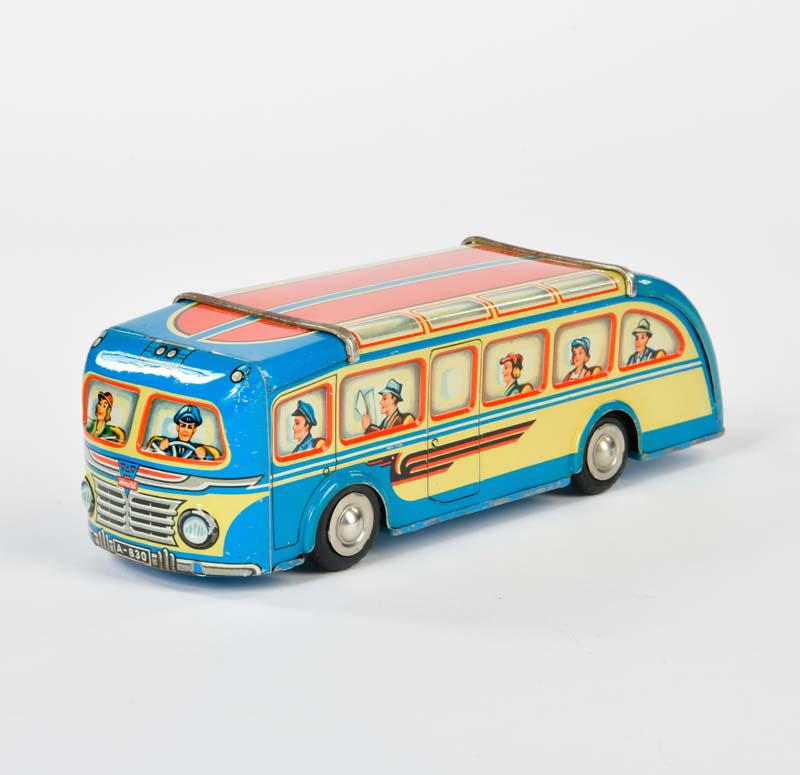 Arnold, Bus (1 of 2)