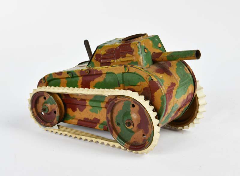 Panzer: Tank, Germany pw, 15 cm, tin, paint d., 1 chain pasted (function slowly)
