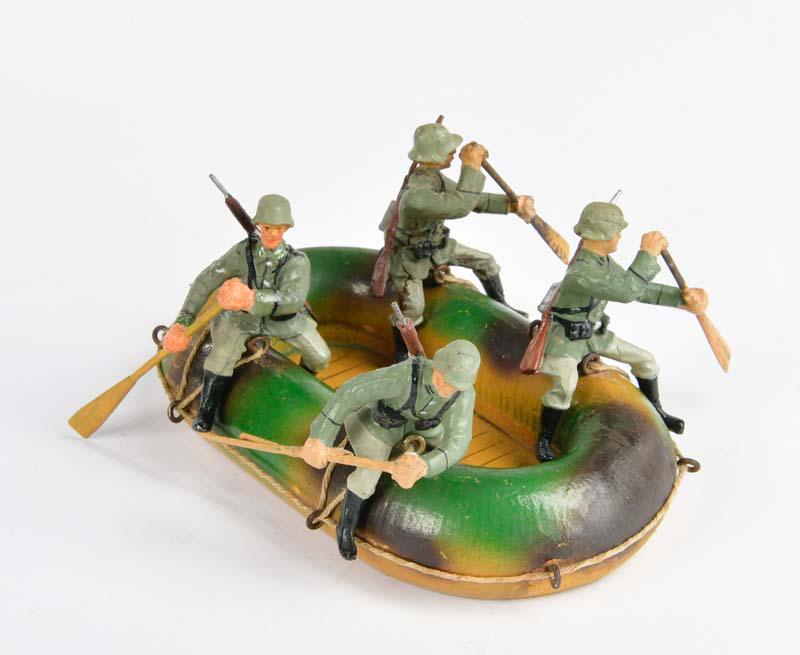 Lineol, Schlauchboot mit 4 Soldaten (1 of 1)