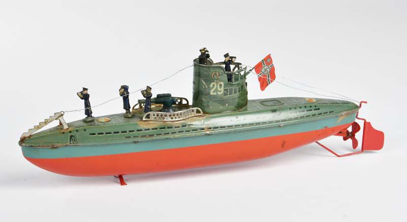 Arnold, U Boot No 2005 (1 of 2)