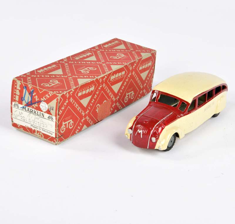 Marklin, Omnibus mit Motorhaube (1 of 1)