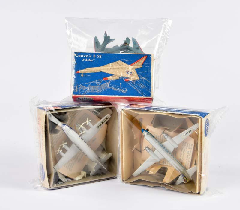 Siku, Konvolut Flugzeuge (F12, F13, F17): Siku, bundle of planes (F12, F13, F17), W.-Germany, plastic, box, mostly very good condition, please inspect